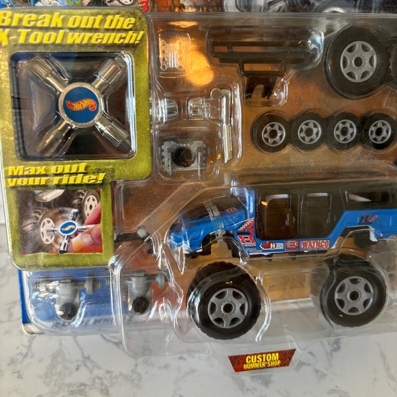 NIB 2001 Hot Wheels Mechanix Custom Hummer Shop Max X Tool Wrench - Picture 4 of 10